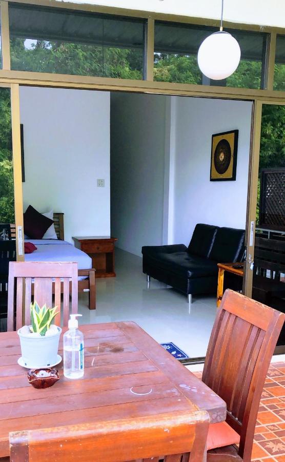 Daisy'S 2 Bedroom Family Home For Up To 5 Guests With Garden & Bbq Koh Samet Exterior photo